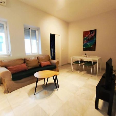 Ferienwohnung Enjoy Netflix Parking Segun Disponibilidad Sevilla Exterior foto